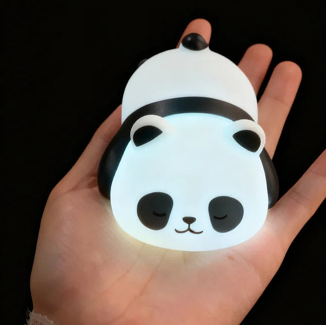 Heißes süßes Cartoon-Panda-Vinyl-Nachtlicht Kinder Heimdeko Geschenk Blind Box Tortenaufsatz Ornament Großhandel Ringwurf Cross-Border