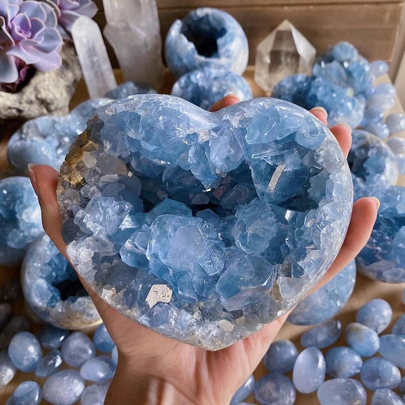 Natural lapis lazuli crystal cluster blue mineral crystal rare stone teaching collection decoration specimen Crystal Crafts wholesale