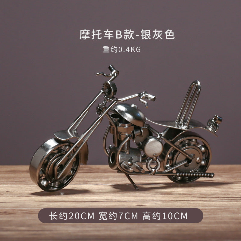 Cross-border Hot Selling Retro Style Iron Art Model Crafts Ornaments High-level Living Room Bedroom Desktop Decorations