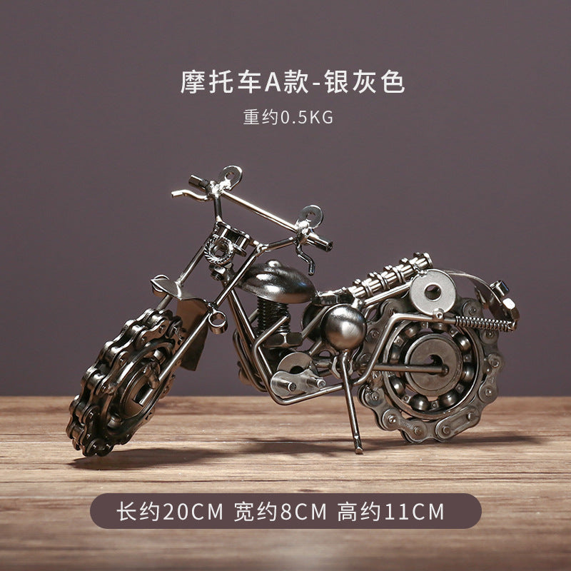 Cross-border Hot Selling Retro Style Iron Art Model Crafts Ornaments High-level Living Room Bedroom Desktop Decorations