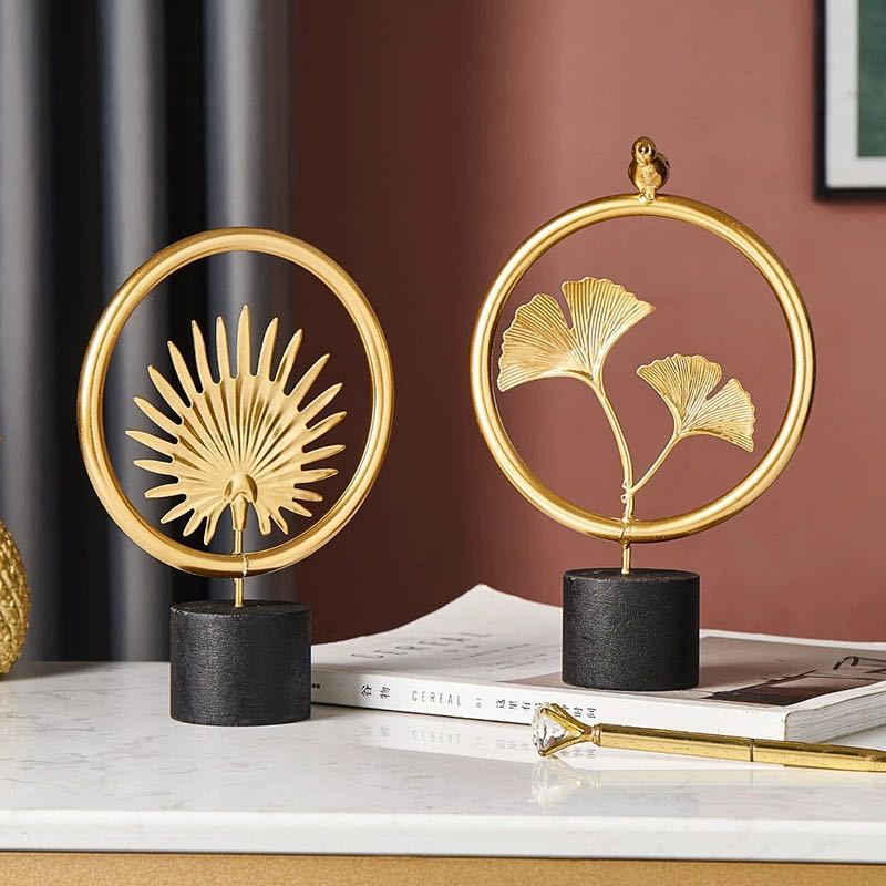 Scandinavian Style Accessible Luxury Golden Iron Leaf Decorations High-End Niche Living Room Tv Cabinet Wine Cabinet Desktop Decorations