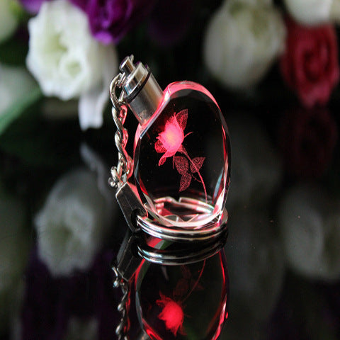 [Crystal keychain] gift LOGO heart-shaped crystal keychain color luminous commemorative gift key pendant