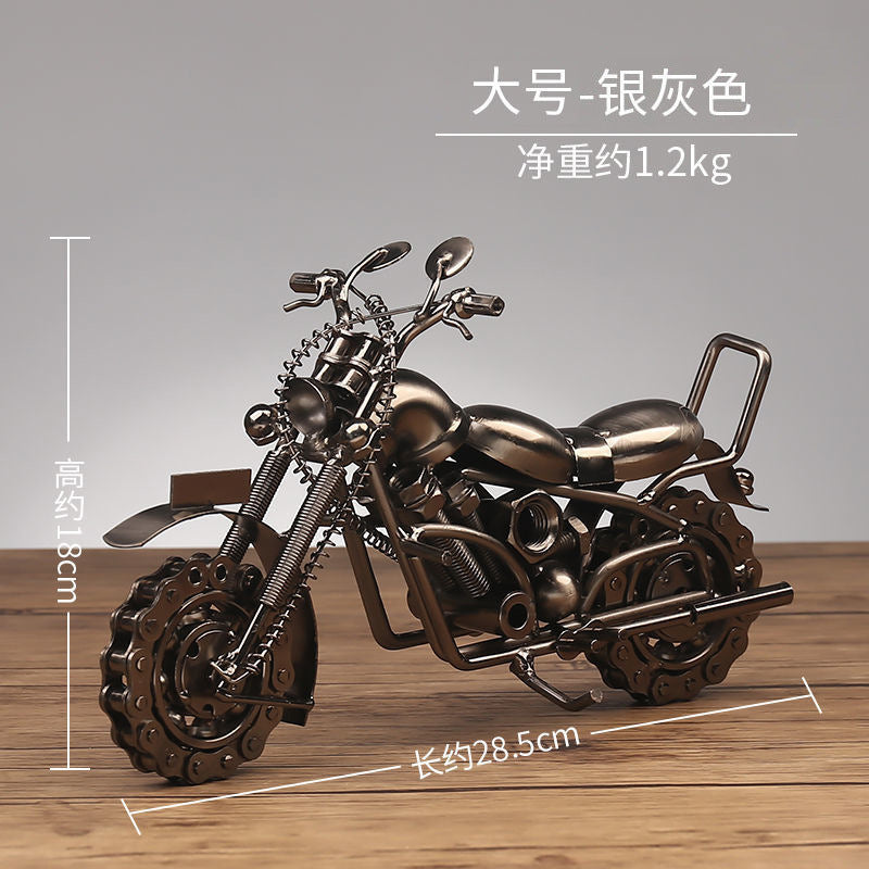 Cross-border Hot Selling Retro Style Iron Art Model Crafts Ornaments High-level Living Room Bedroom Desktop Decorations