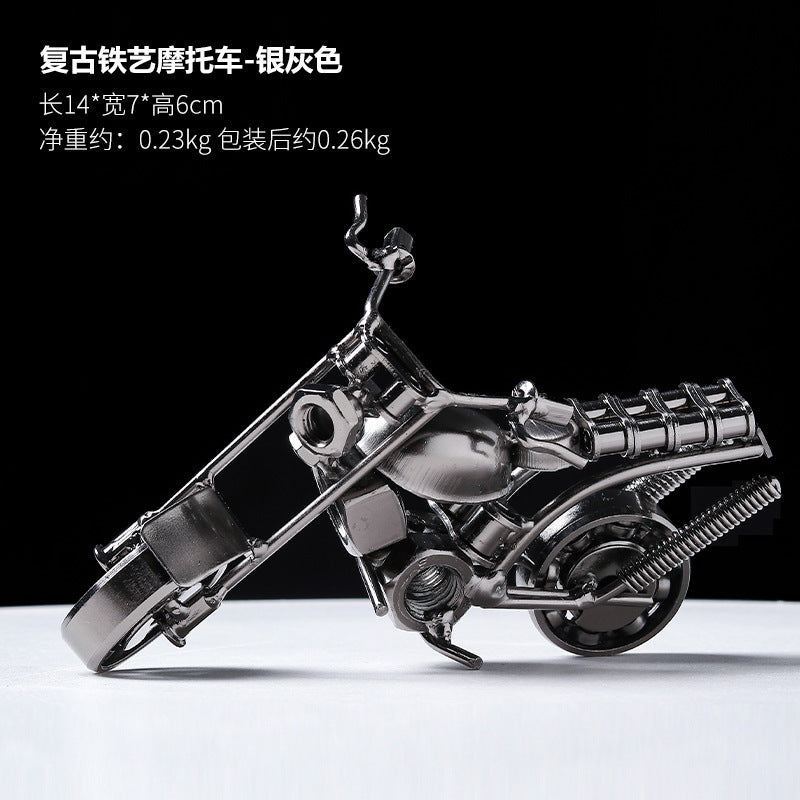 Cross-border Hot Selling Retro Style Iron Art Model Crafts Ornaments High-level Living Room Bedroom Desktop Decorations