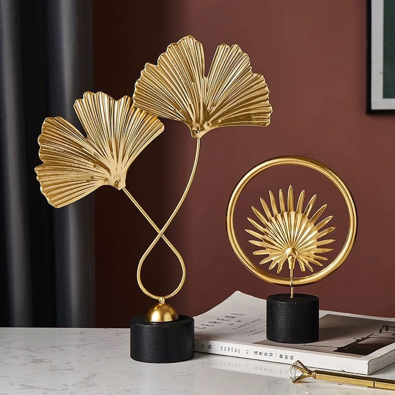 Scandinavian Style Accessible Luxury Golden Iron Leaf Decorations High-End Niche Living Room Tv Cabinet Wine Cabinet Desktop Decorations